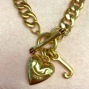 Juicy Couture toggle necklace!!